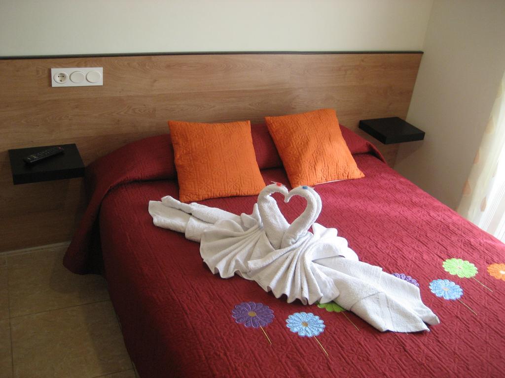 Hostal Huespedes Toledo Мадрид Стая снимка