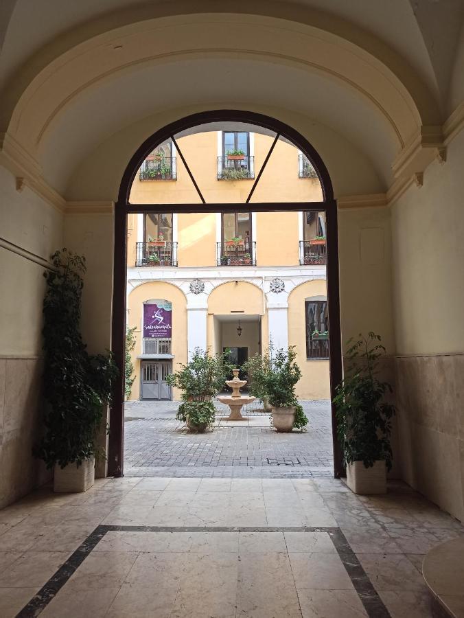 Hostal Huespedes Toledo Мадрид Екстериор снимка