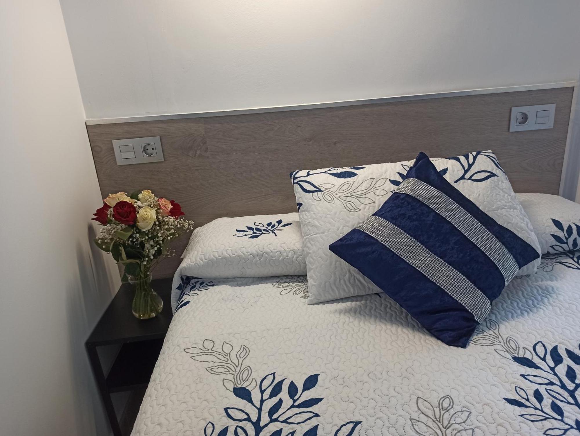 Hostal Huespedes Toledo Мадрид Екстериор снимка