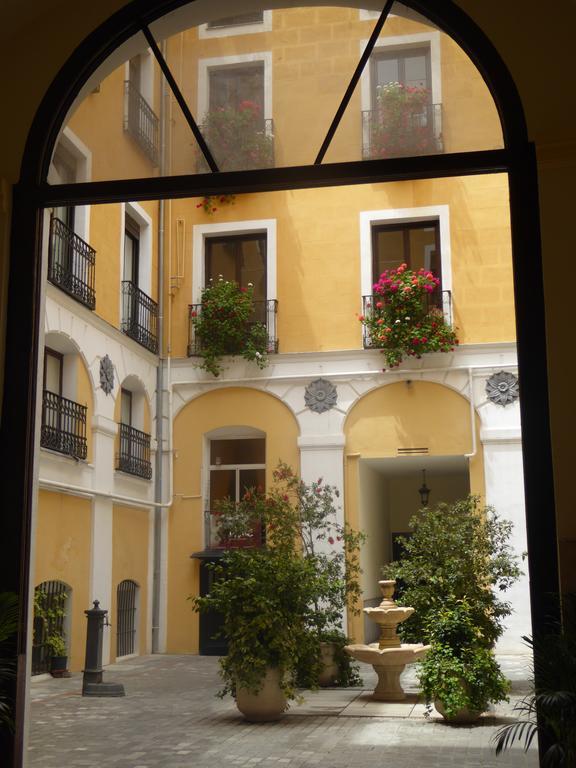Hostal Huespedes Toledo Мадрид Екстериор снимка